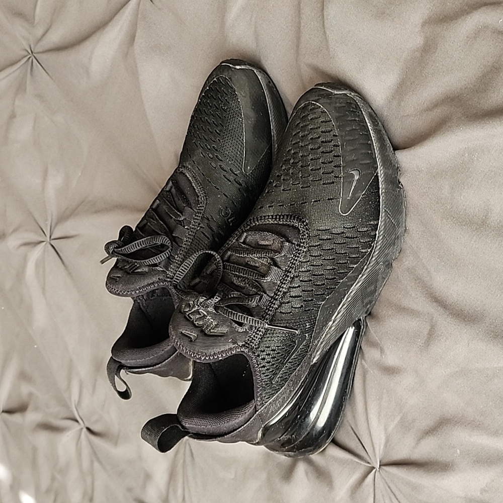 Nike Air Max 270